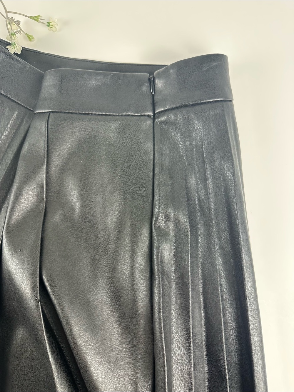 Mango MNG Black Pleated Faux Leather Mini Skirt Size S / US 5 - Picture 5 of 16